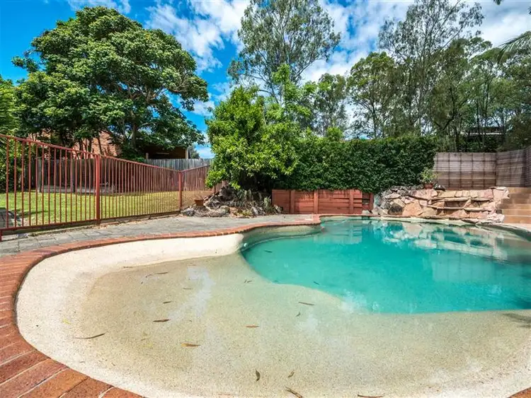 43 Stretton Drive, Helensvale QLD 4212