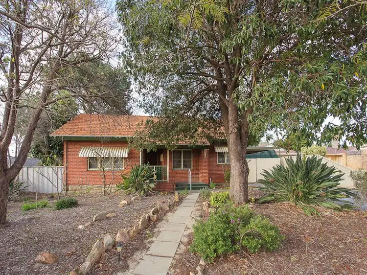 20 Kelsall Crescent, Manning WA 6152