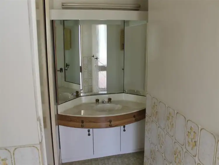 Sixth view of Homely house listing, 32 Mackay Drive, Dubbo NSW 2830