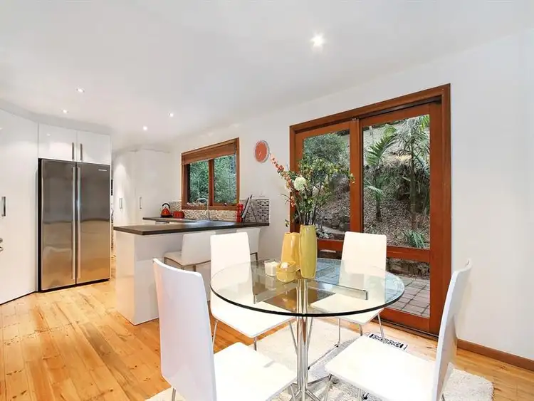 Fifth view of Homely house listing, 122 QUINN Crescent, Mount Evelyn VIC 3796
