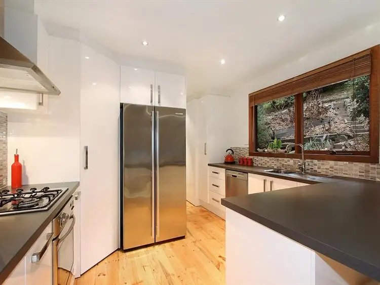 Seventh view of Homely house listing, 122 QUINN Crescent, Mount Evelyn VIC 3796