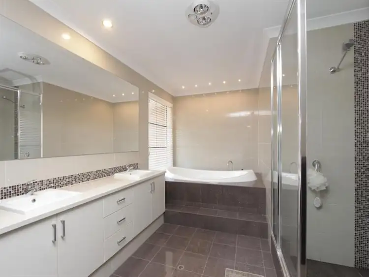 Sixth view of Homely house listing, 5 Badminton Cross, The Vines WA 6069