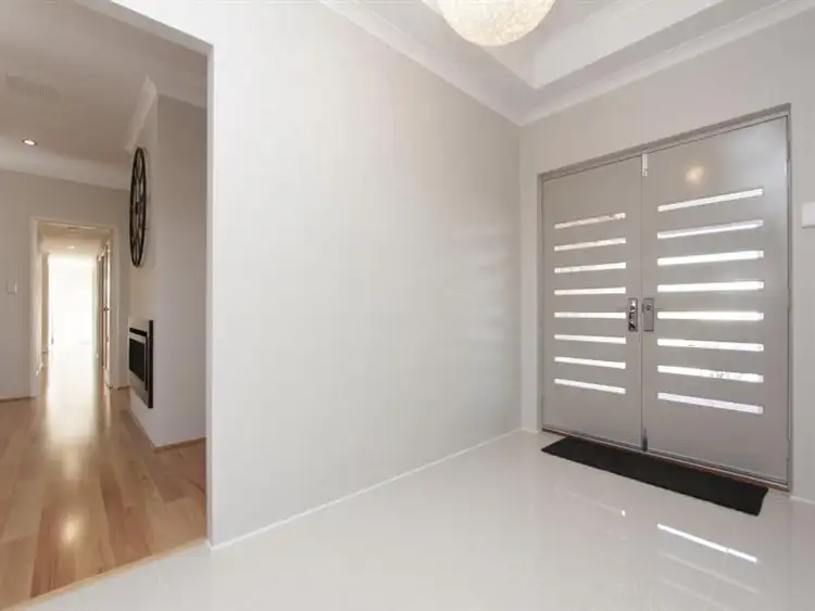 Fourth view of Homely house listing, 5 Badminton Cross, The Vines WA 6069