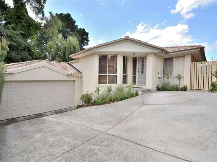 3/207 Nepean Street, Greensborough VIC 3088