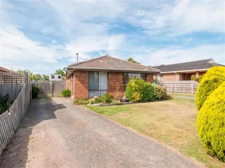 Main view of Homely house listing, 11 Pines Way, Craigieburn VIC 3064
