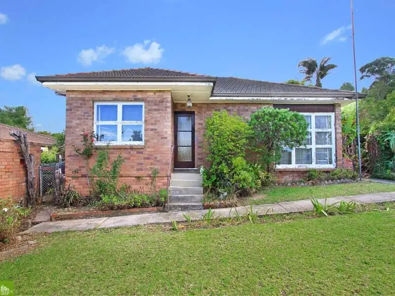 Main view of Homely house listing, 2 Karbo Street, Figtree NSW 2525