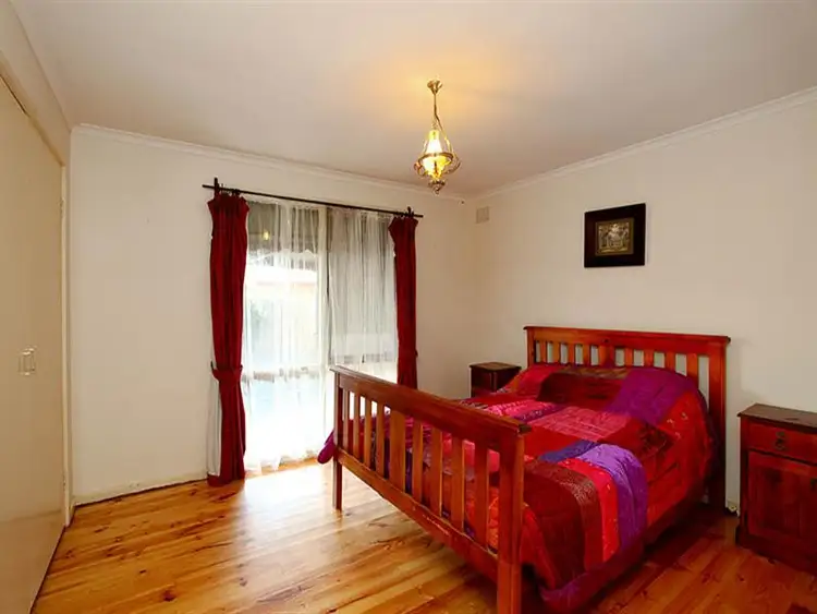 Fifth view of Homely house listing, 4 Jane Court, Mernda VIC 3754