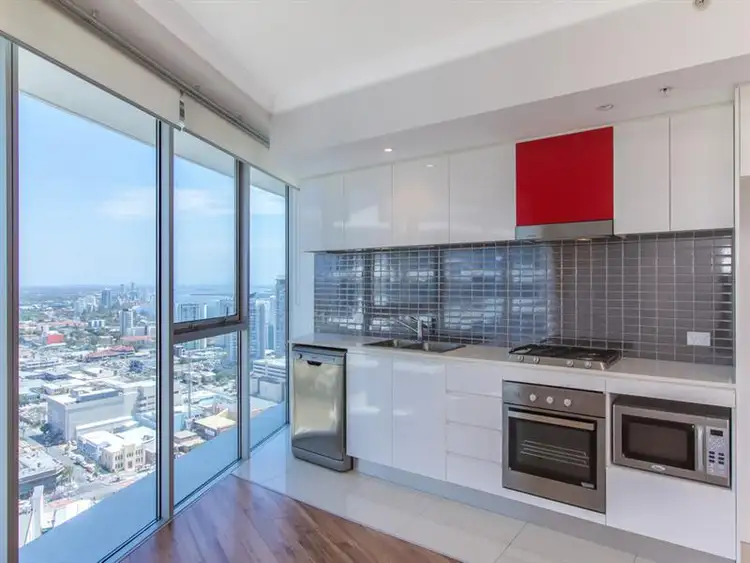 22906/5 Lawson Street, Southport QLD 4215