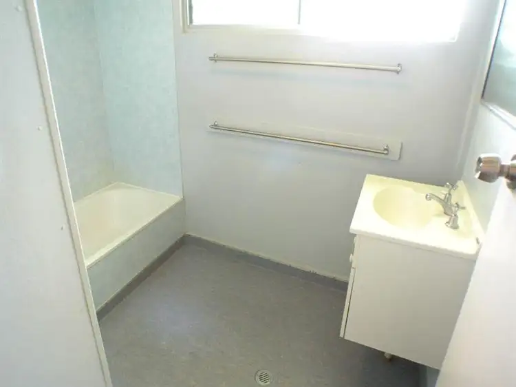 Sixth view of Homely house listing, 8 Linden Crescent, Wulguru QLD 4811