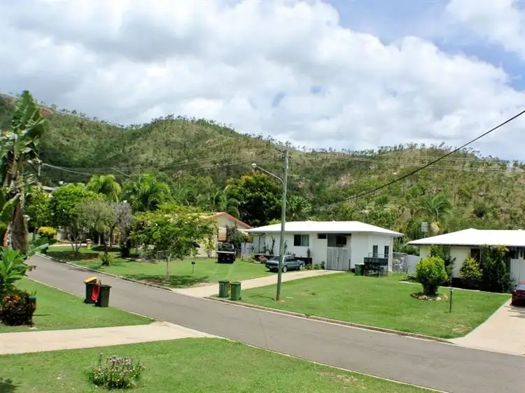 Second view of Homely house listing, 8 Linden Crescent, Wulguru QLD 4811