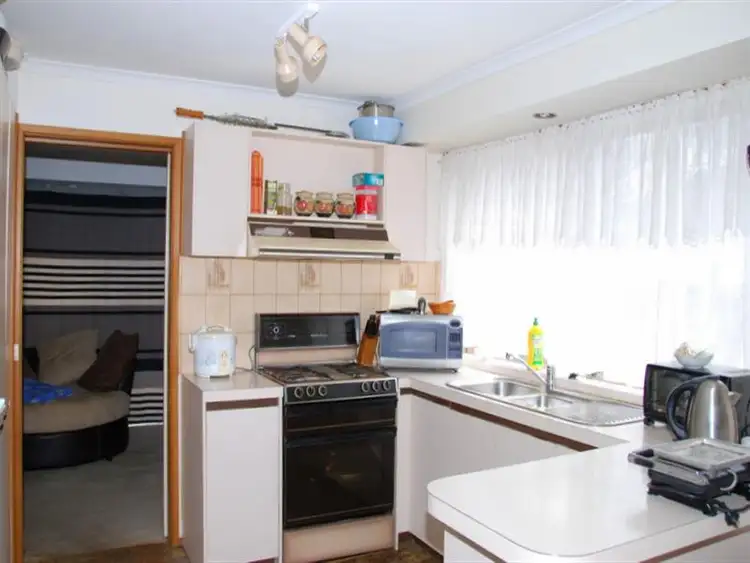 Third view of Homely house listing, 10 Chester Drive, Hampton Park VIC 3976