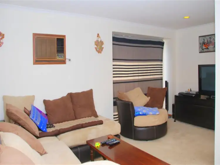 Seventh view of Homely house listing, 10 Chester Drive, Hampton Park VIC 3976