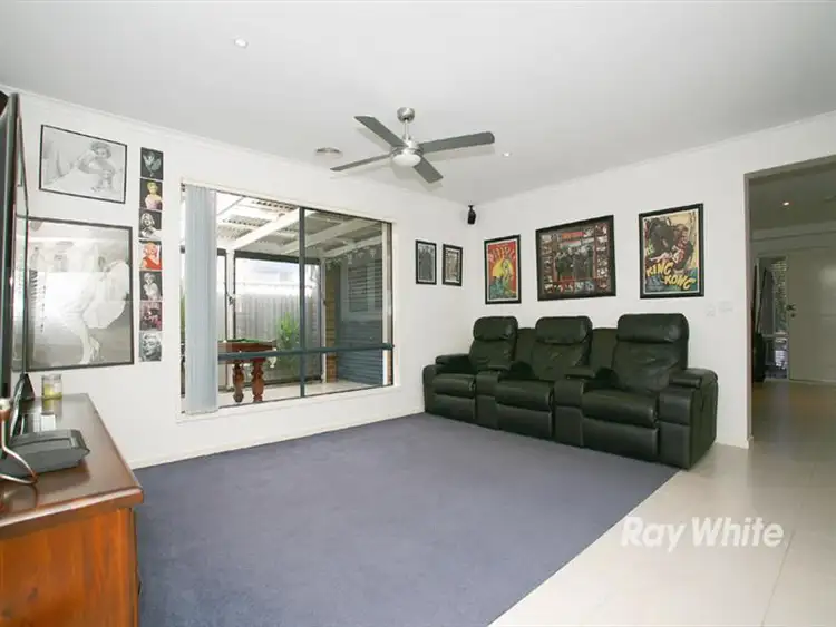 Fifth view of Homely house listing, 10 Reynard Place, Cranbourne East VIC 3977