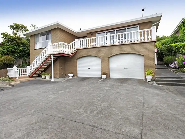 82 Reigate Road, Highton VIC 3216