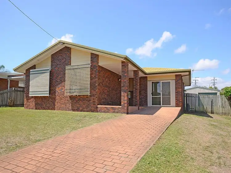 5 Bruce Street, Torquay QLD 4655