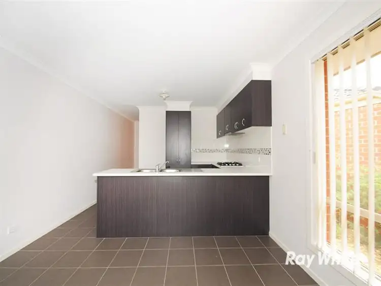 Fifth view of Homely unit listing, 2/22 Maureen Close, Cranbourne West VIC 3977