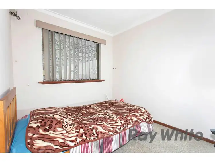 Seventh view of Homely house listing, 6 Sherwood Court, Armadale WA 6112