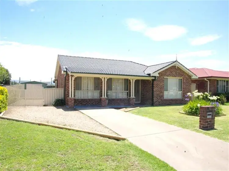 Second view of Homely house listing, 5 Eveleigh Court, Scone NSW 2337