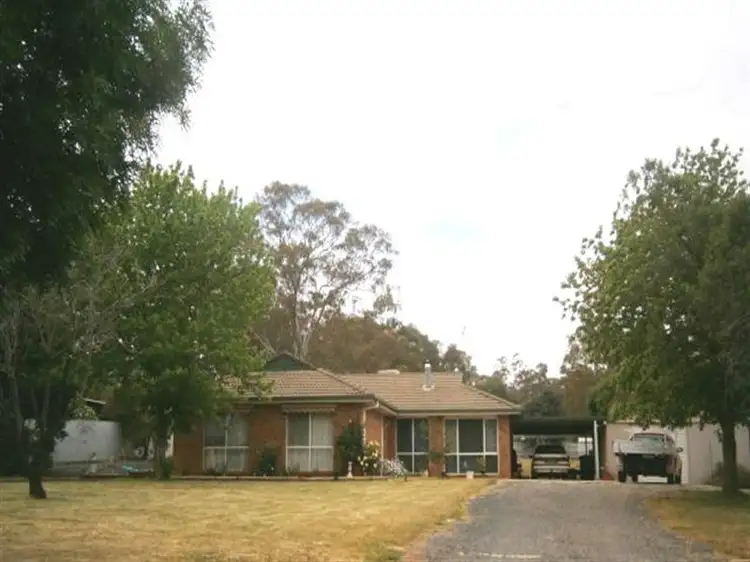 4 Bradman Street, Cootamundra NSW 2590