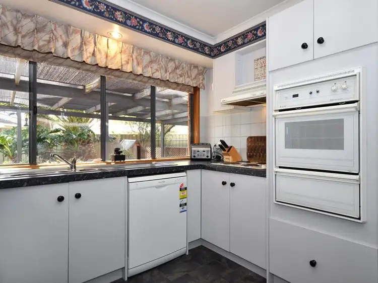 Fifth view of Homely house listing, 6 Ilex Court, Morphett Vale SA 5162