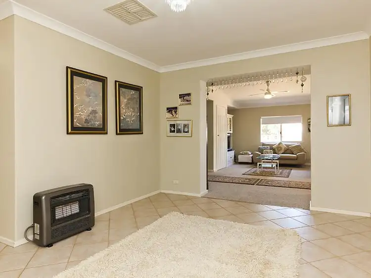 Seventh view of Homely house listing, 4 Chifley Place, Huntingdale WA 6110
