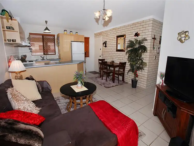 Fifth view of Homely unit listing, 2/4 Yallanga Place, Mooloolaba QLD 4557