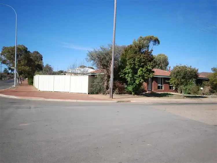 Sixth view of Homely house listing, 1 Moore Street, Narrogin WA 6312