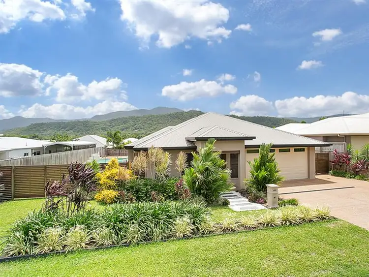 8 Port Close, Trinity Beach QLD 4879