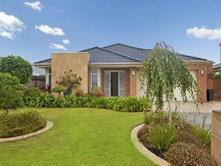 19 David Close, Skye VIC 3977