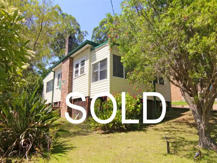 3 Broadwater Drive, Saratoga NSW 2251