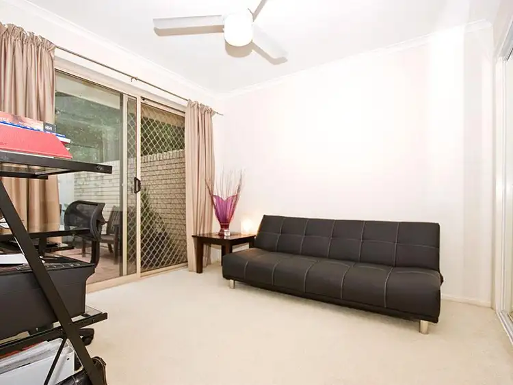 Sixth view of Homely unit listing, 3/60 Rialto Street, Coorparoo QLD 4151