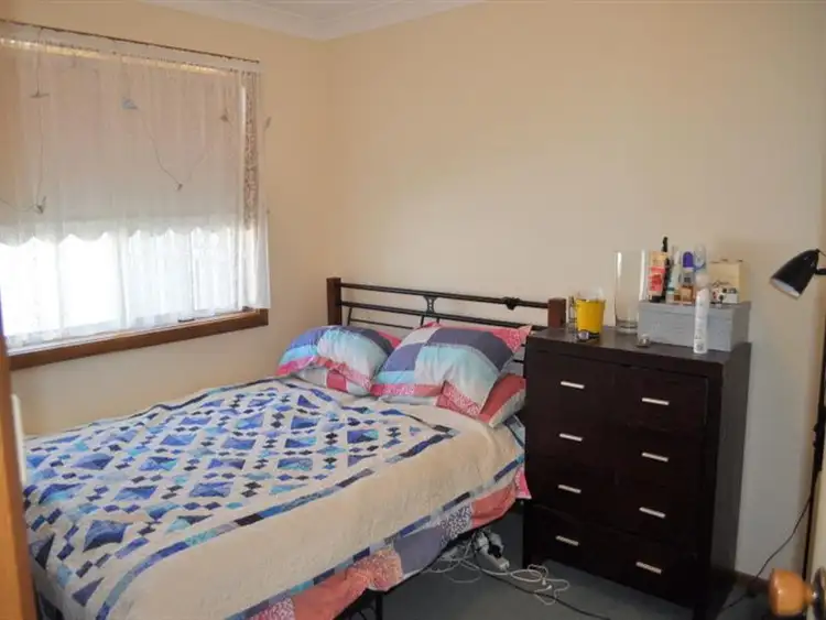 Fifth view of Homely unit listing, 1/10 Gunn Drive, Estella NSW 2650