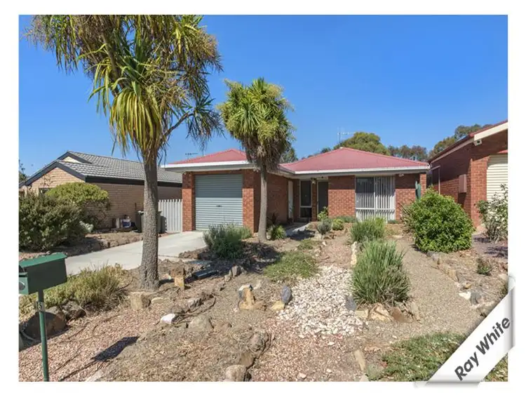 16 Yumba Avenue, Ngunnawal ACT 2913