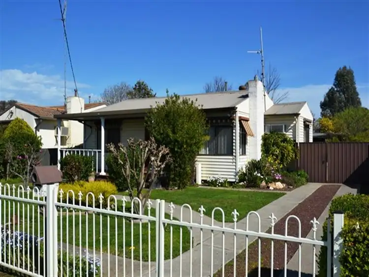 12 Alfred Street, Seymour VIC 3660