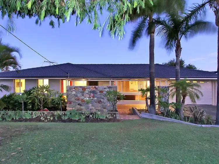 4 Davis Place, Hamersley WA 6022