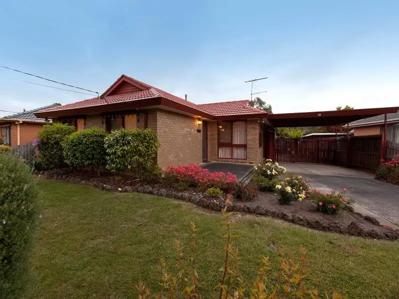 Main view of Homely house listing, 18 Inglenook Crescent, Frankston VIC 3199