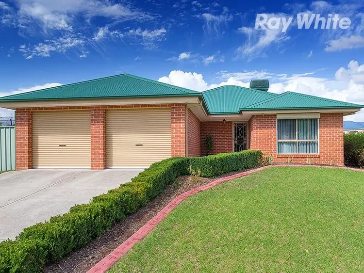 52 Daysdale Way, Thurgoona NSW 2640