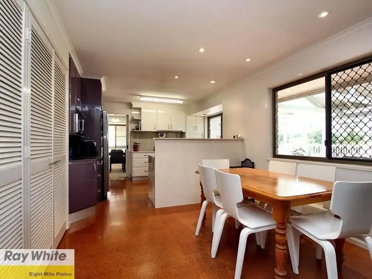 Fifth view of Homely house listing, 4 Stanton Court, Eight Mile Plains QLD 4113