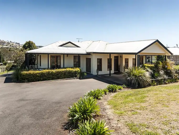 7 Kym Court, Top Camp QLD 4352