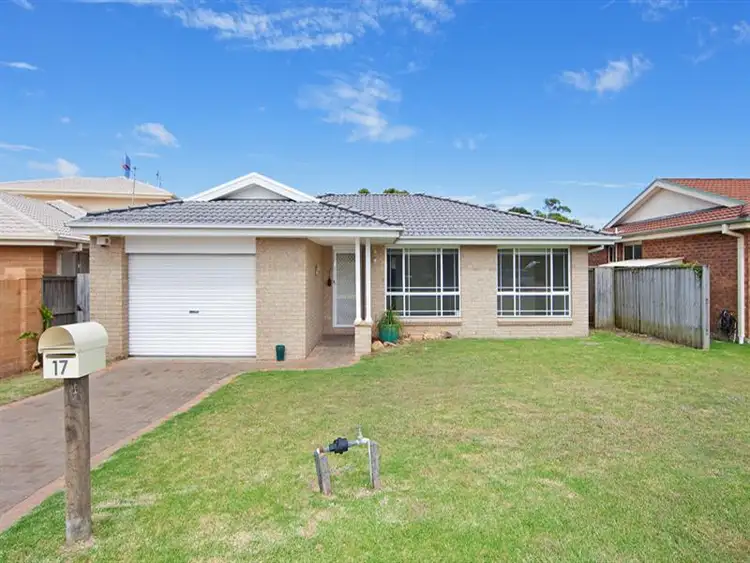17 Aurora Place, Bateau Bay NSW 2261