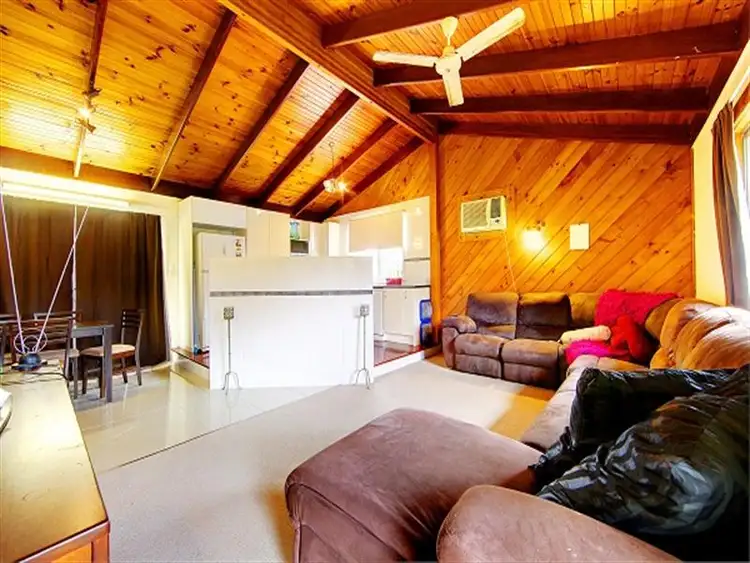 Second view of Homely house listing, 5 Rossato Crescent, Rasmussen QLD 4815