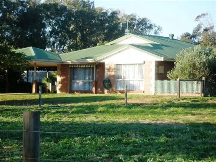27 Stuart Road, Moresby WA 6530