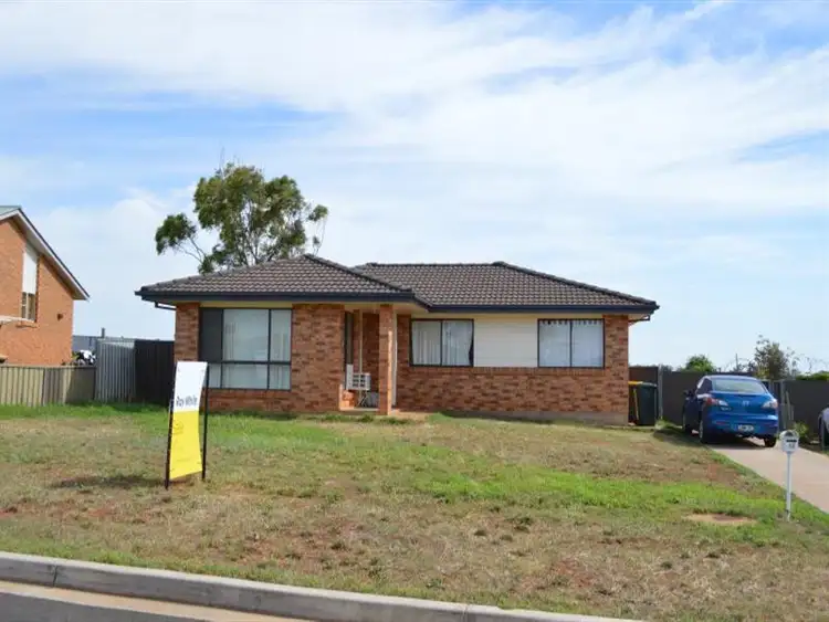 15 Tanderra Street, Dubbo NSW 2830