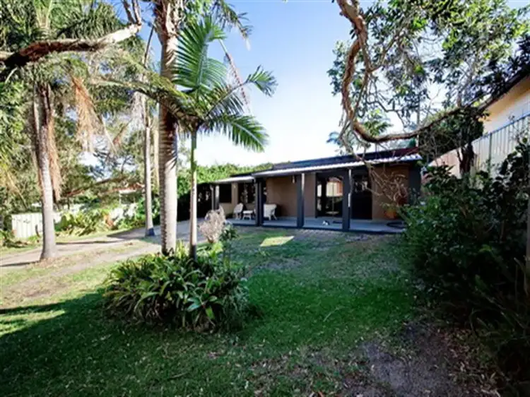 16 Davidson Street, Anna Bay NSW 2316