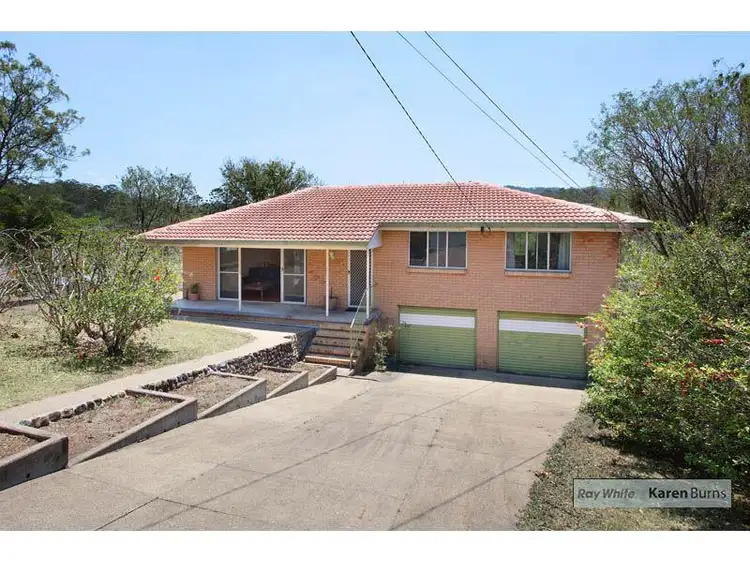26 Kitching Street, Chapel Hill QLD 4069