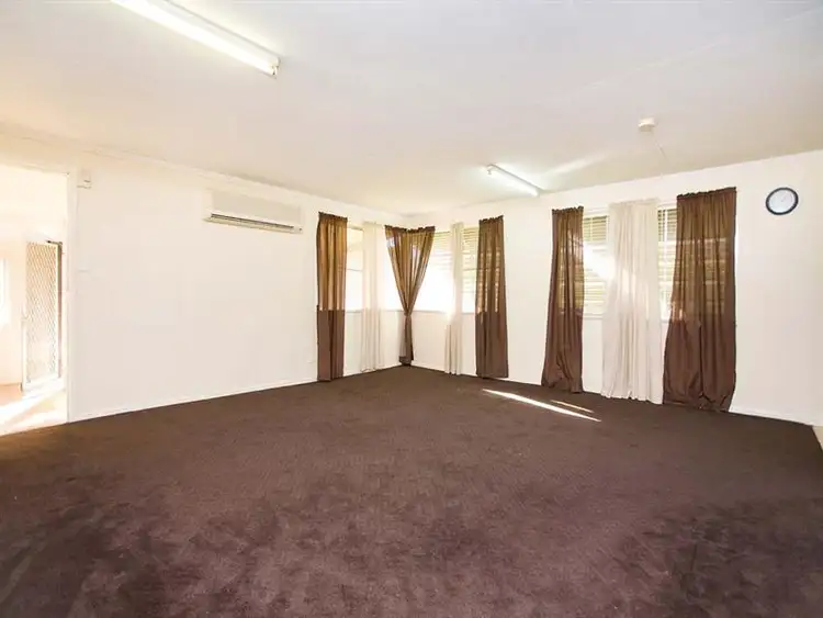 Fifth view of Homely house listing, 9 Leah Avenue, Salisbury QLD 4107