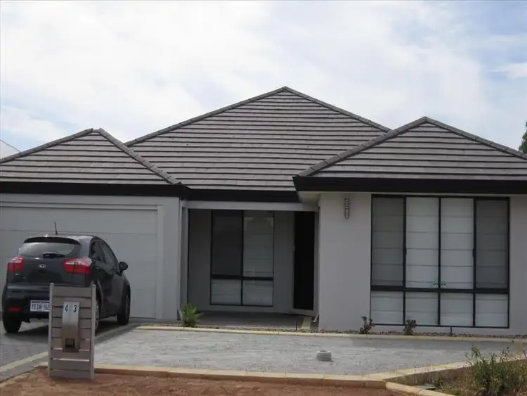 43 Addingham Drive, Ellenbrook WA 6069
