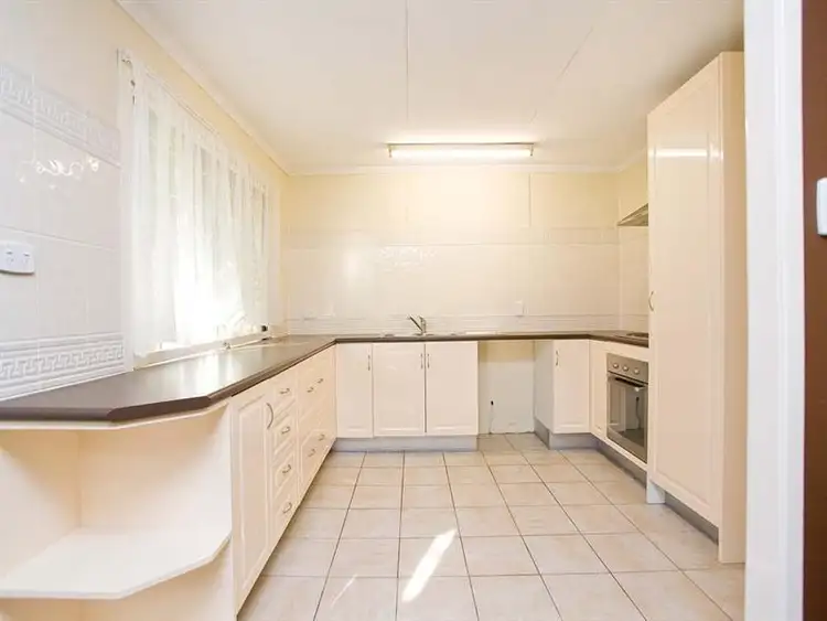 Sixth view of Homely house listing, 9 Leah Avenue, Salisbury QLD 4107