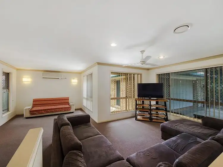 Seventh view of Homely house listing, 3 Calwell Court, Merrimac QLD 4226
