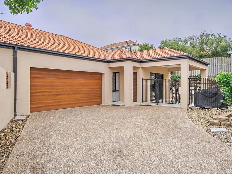 2/3 Entry Drive, Merrimac QLD 4226